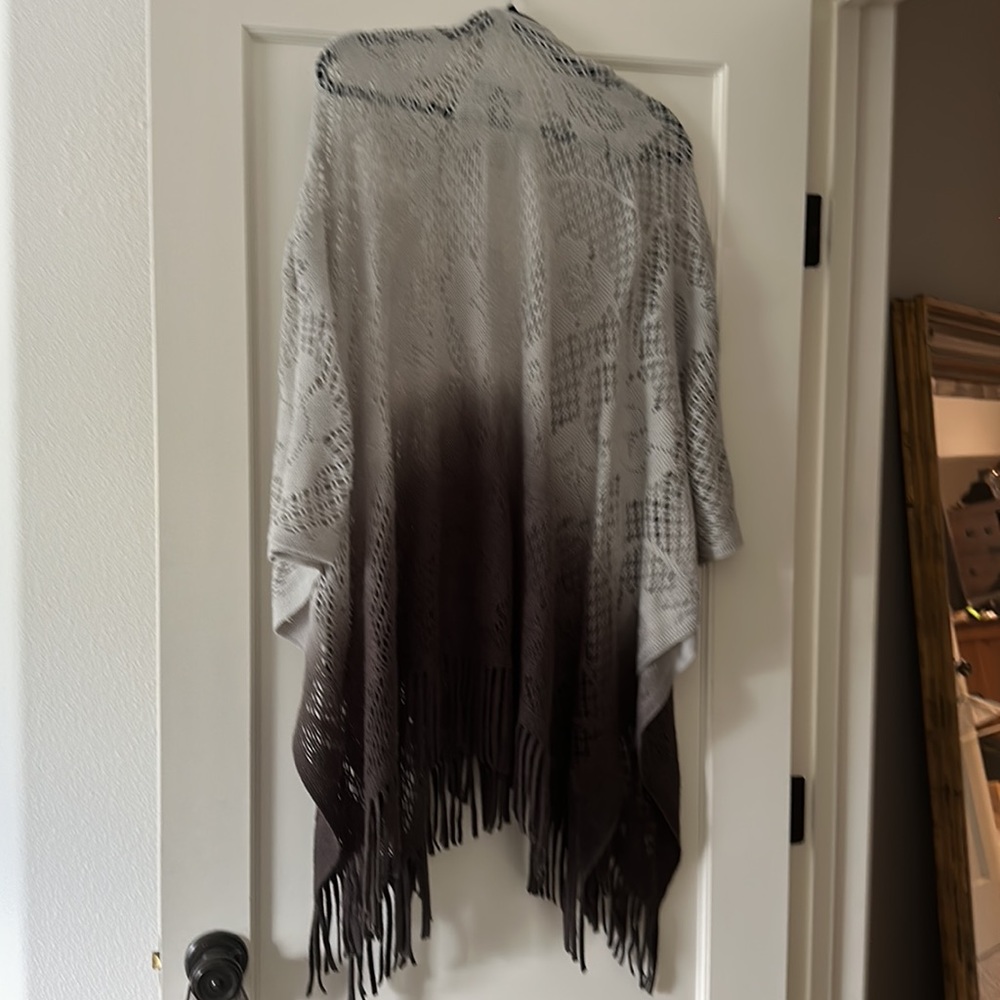 Steve Madden Shawl Wrap Poncho Ombré Fringe